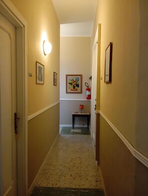 Unclassified image, 4 of 30, button - Room 'Camera Tripla Comfort - 15' with Sea View, Wi-Fi and Air Conditioning (Cirella)