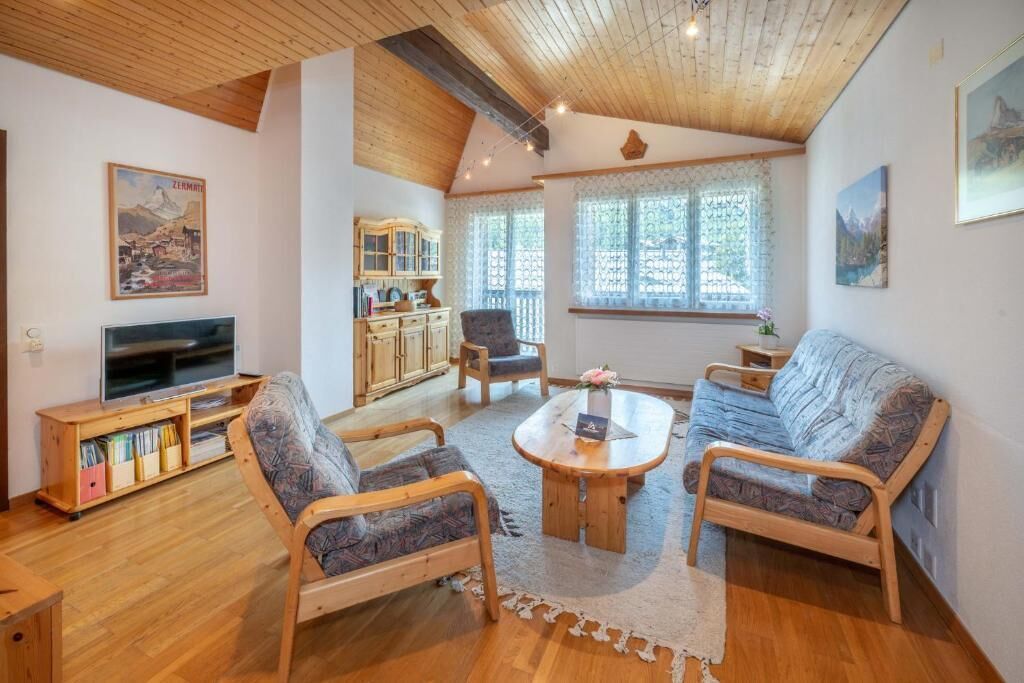 Apartment, Balkon, Bergblick | Wohnbereich