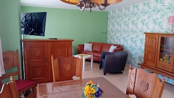 Fernseher, Stereoanlage