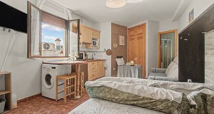 Apartment 'La Ruta Del Olivar' with Air Conditioning