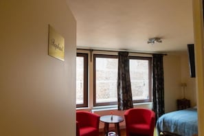 Klassieke tweepersoonskamer | Een kluis op de kamer, gratis wifi