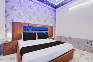 Ảnh chưa phân loại, 3 trong số 28 ảnh, nút