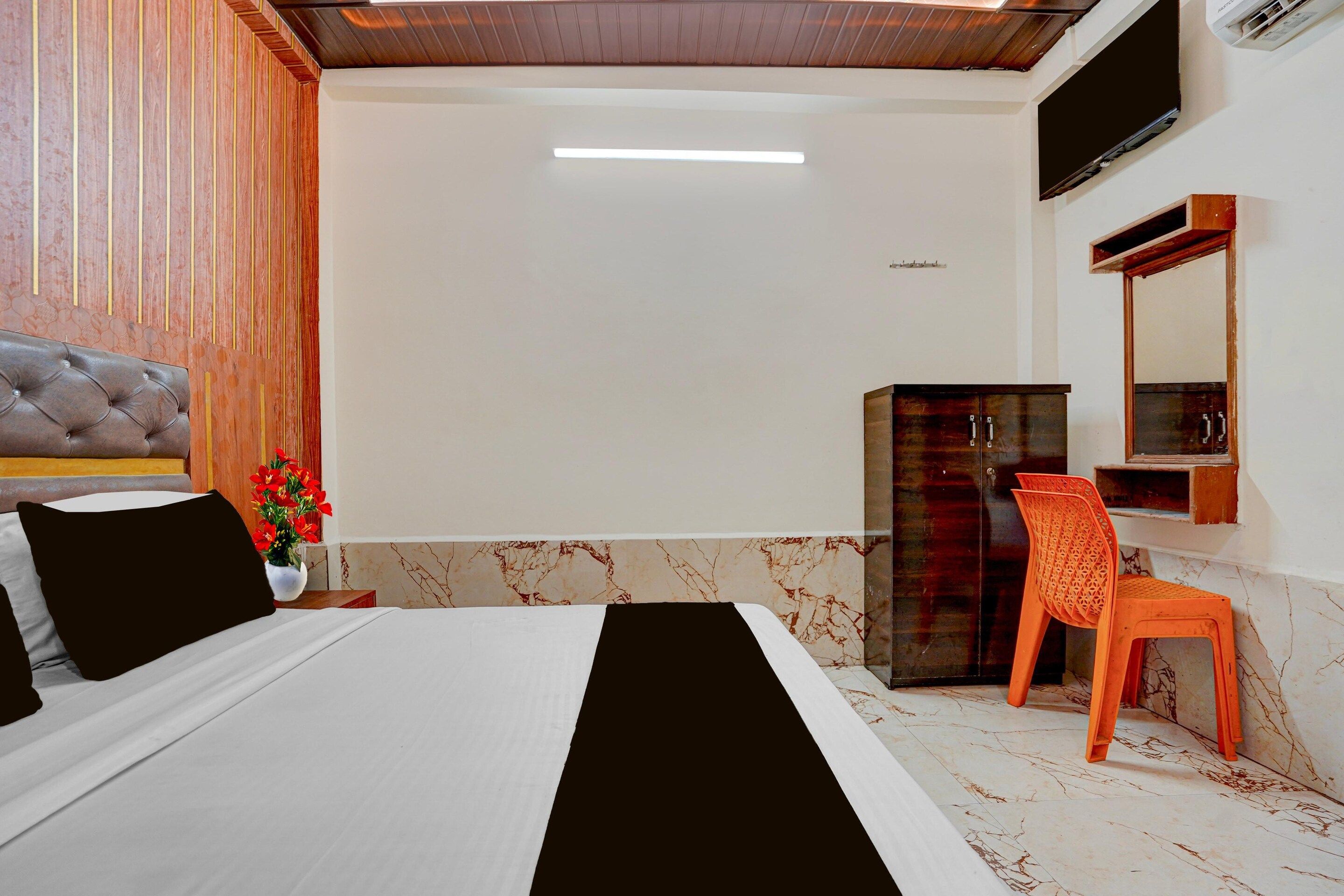 House | 1 bedroom