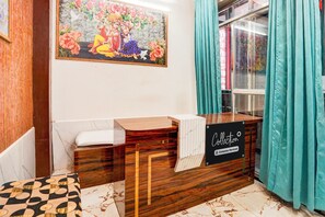 Ảnh chưa phân loại, 4 trong số 28 ảnh, nút