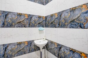Ảnh chưa phân loại, 5 trong số 28 ảnh, nút