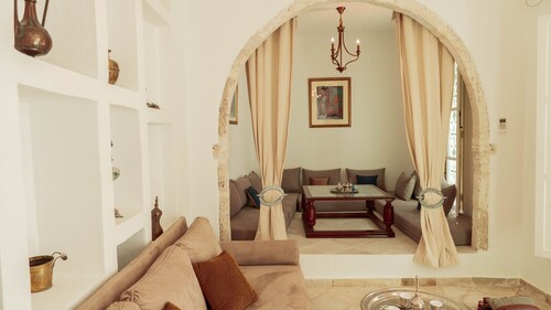 Dar Molka Houch Traditionnel r nov Avec Piscine