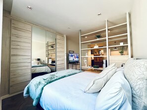 Room - FORESHORE PLACE (Cape Town)