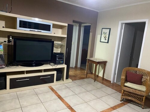 Cozy country house with pool, barbecue and sauna. For 10 people.