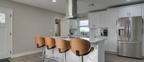 House (3 Bedrooms) | Front of property