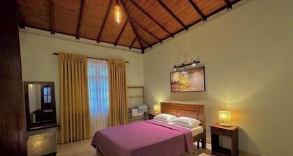 Elegance Cottage Airport Stay