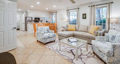 Pawleys Island Golf + Beach Getaway w/ Pool Access