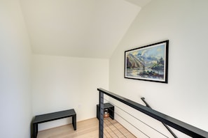Interior - 1 Mi to UM Campus! Newly Built Apt w/ Side Yard (Missoula)
