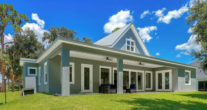 Private Dock & Patio! Lake June Waterfront Home
