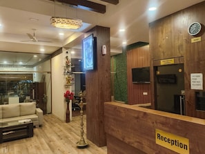 House | Reception