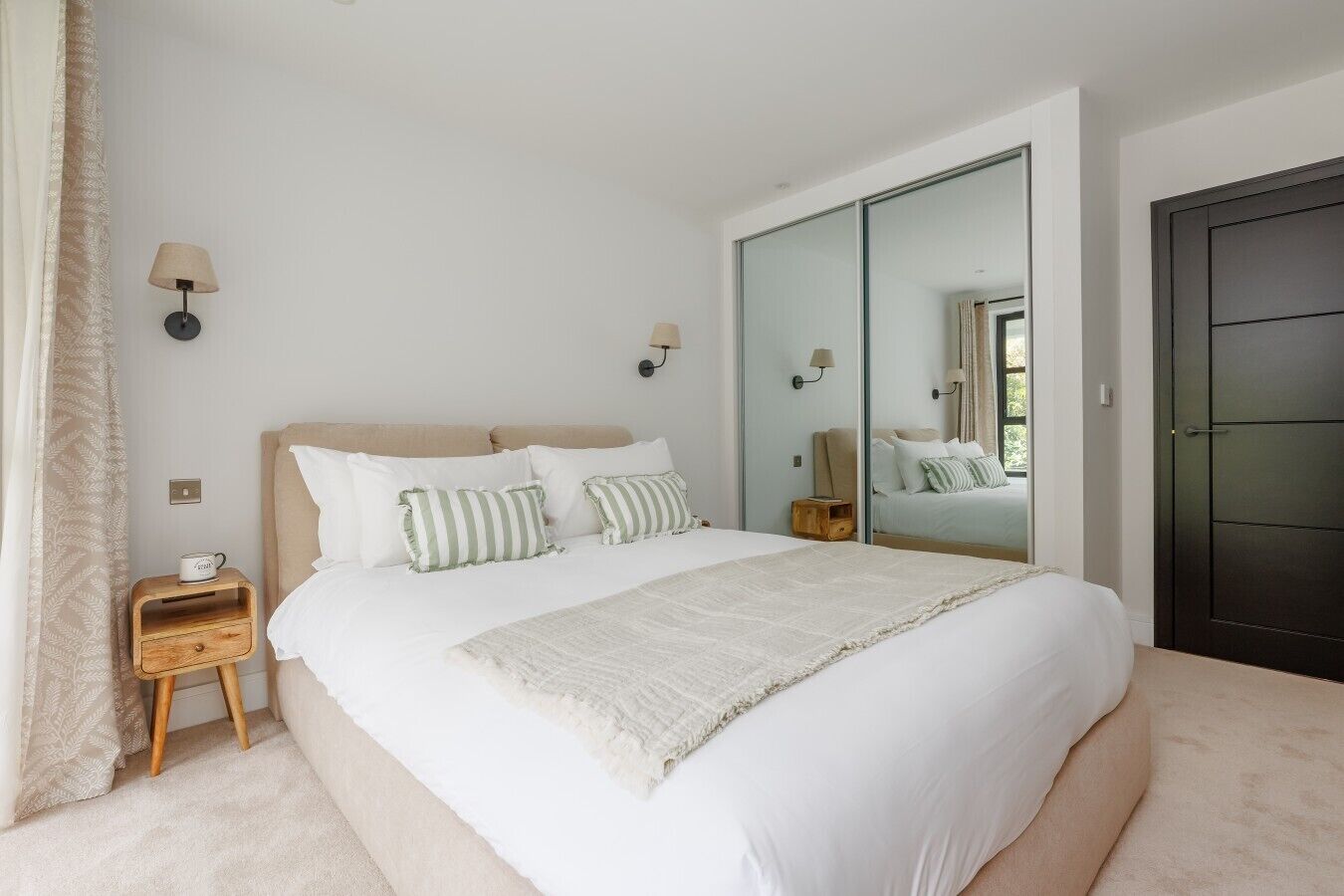 1 bedroom, iron/ironing board, WiFi (free), bed sheets