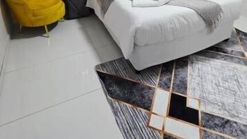 Habitación doble estándar, vista al jardín | Wifi gratis