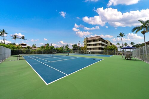 Big Island White Sands Village 212 2 Bedroom Condo