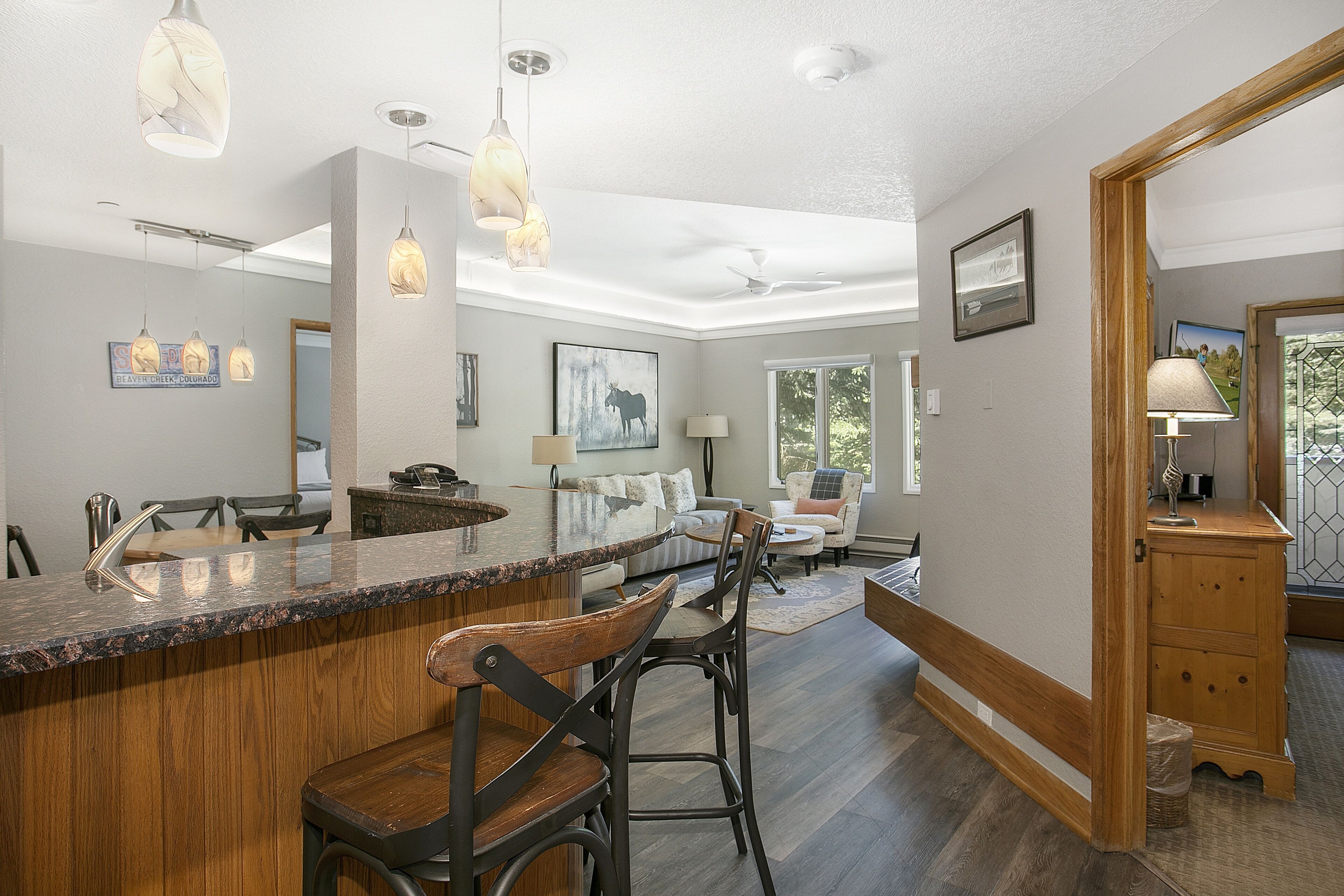 Condo, 2 Bedrooms | Lobby