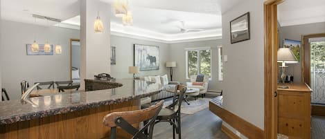 Condo, 2 habitaciones | Lobby