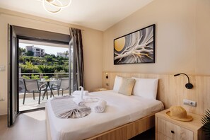 4 chambres, fer et planche à repasser, Wi-Fi, draps fournis