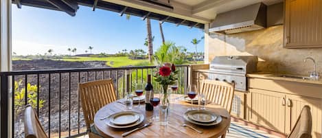 Condo, 2 Bedrooms | Outdoor dining