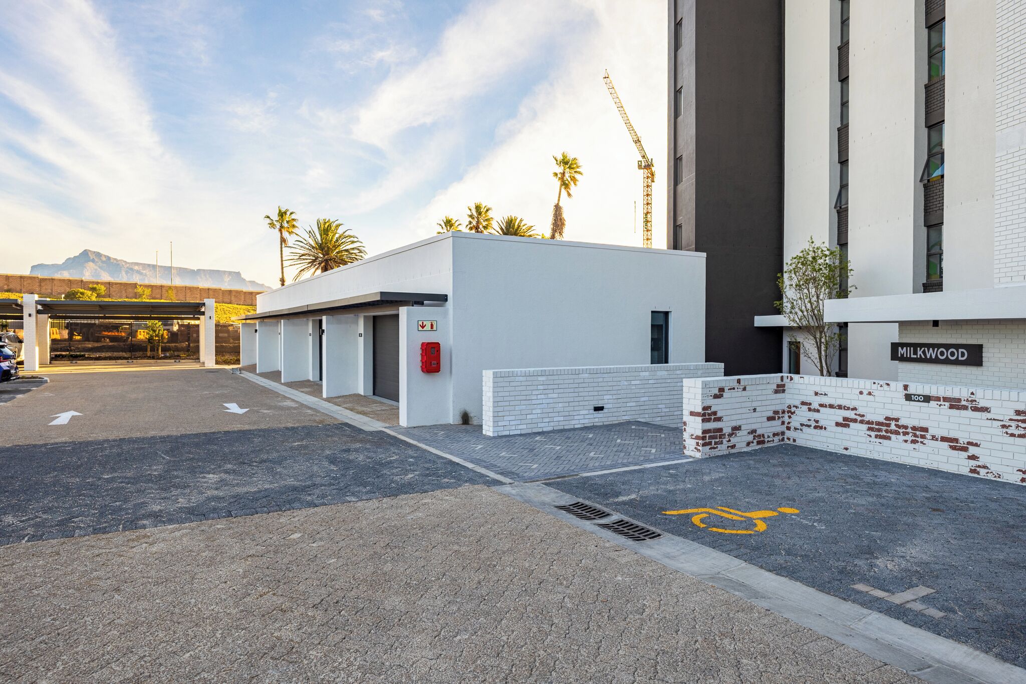 Luxury Apartment, Canal View | Exterior