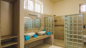 Unclassified image, 5 of 34, button - The Zubeida (Diani Beach)