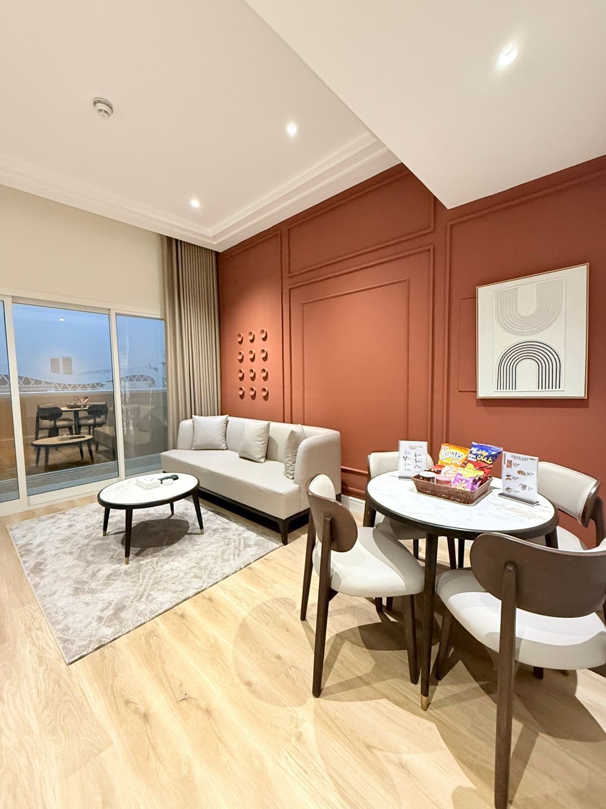 Superior Apartment, Balcony, City View | Dining