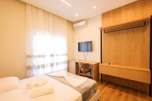 Room - Double Room, City View & Breakfast, Toro (Durrës)
