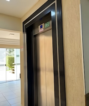 Apartemen Basic | Interior