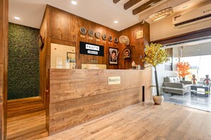 Nhà | Quầy tiếp tân