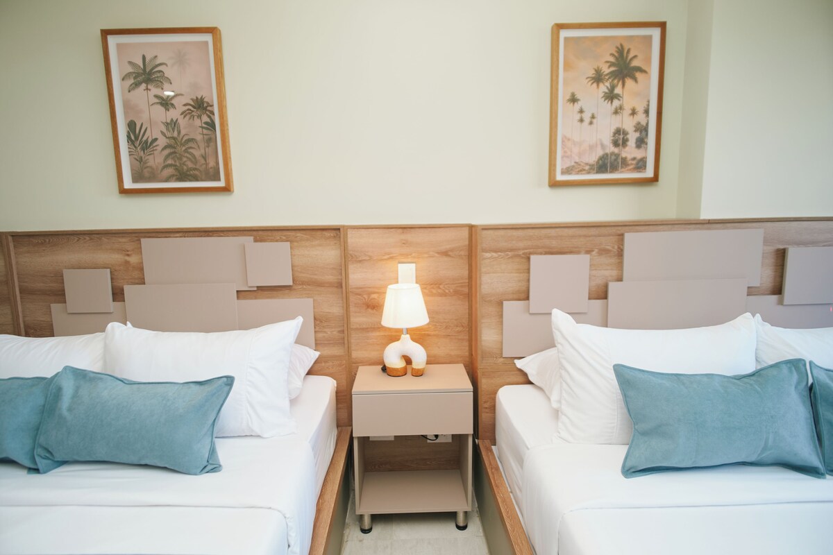 In-room safe, desk, blackout drapes, WiFi (free)