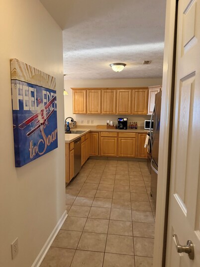 Cozy Getaway Near Top Attractions Relax, Unwind & Feel at Home