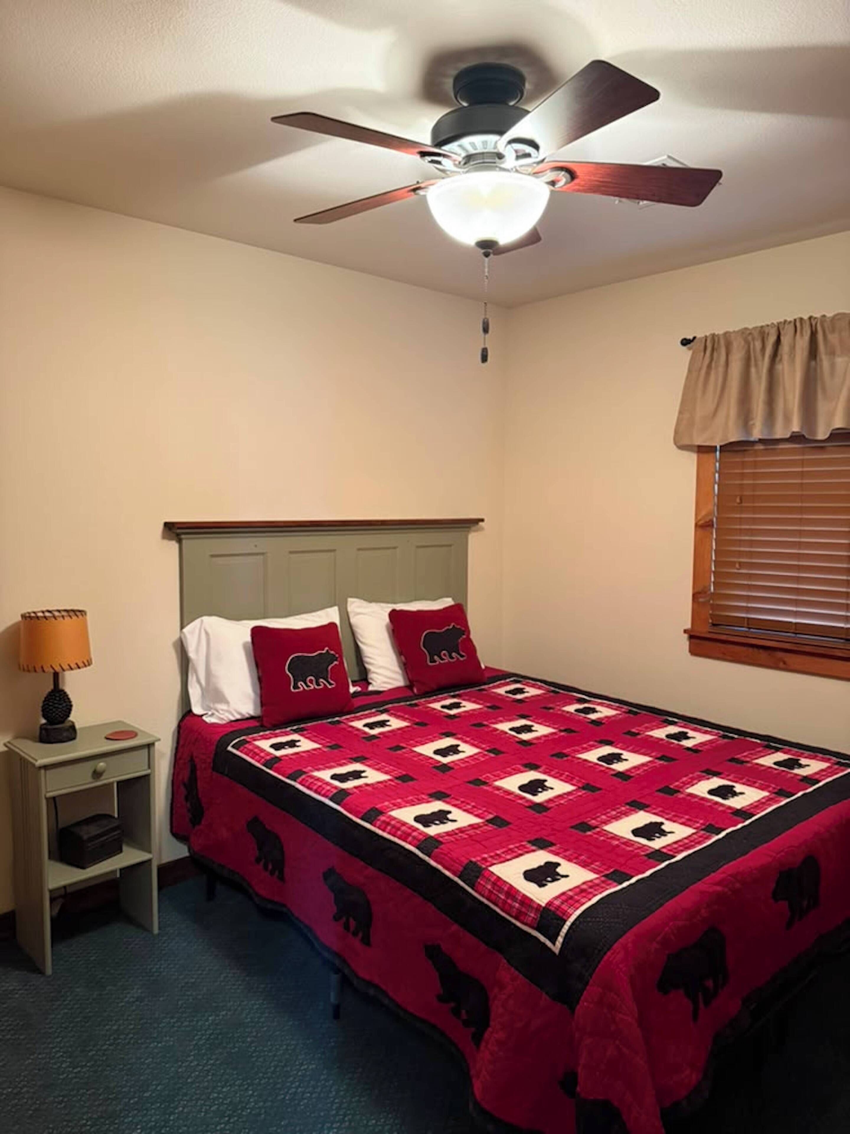2 Schlafzimmer, Bügeleisen/Bügelbrett, kostenloses WLAN, Bettwäsche