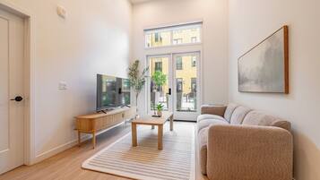 Smart TV, foosball, table tennis