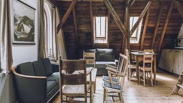 Apartment | Living area