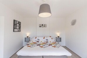 Room - Le Gribou d'Ardennes a cottage for 9 people with jacuzzi, billiards and pétanque (Herbeumont)