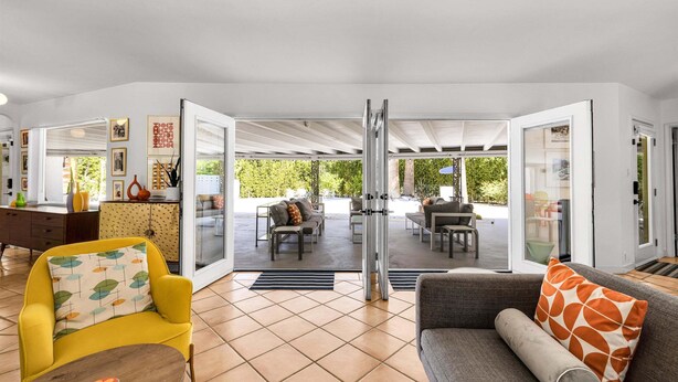 Interior - Welcome to a Vibrant Retreat Located in Palm Springs' Historic El Mirador Neighborhood (Palm Springs)