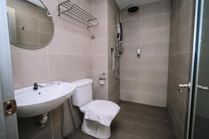 Standard Double Room | Bathroom - Kingston Hotel 2 Setapak (Kuala Lumpur)