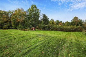 Property grounds - Wilder Farm--Charming Vermont Farmhouse in Mad River Valley (Waitsfield)