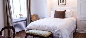 The Richey Suite at The Manor on Front