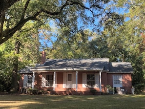 Unclassified image, 3 of 31, button - 3BR/2BA Gem Near FSU, FAMU, TSC, Stadium & Capitol (Tallahassee)