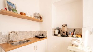 Unclassified image, 4 of 77, button - ALL Vecchia Bari | Historic Charm in the Heart of Old Town (Bari)