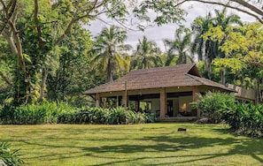 Exterior - Fabulous 4-bedroom house in charming Nilo perfect for your getaway (Nilo)