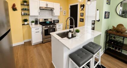 Cleveland 3BR Getaway Near Edgewater Beach & Downtown