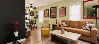 Cleveland 3BR Getaway Near Edgewater Beach & Downtown