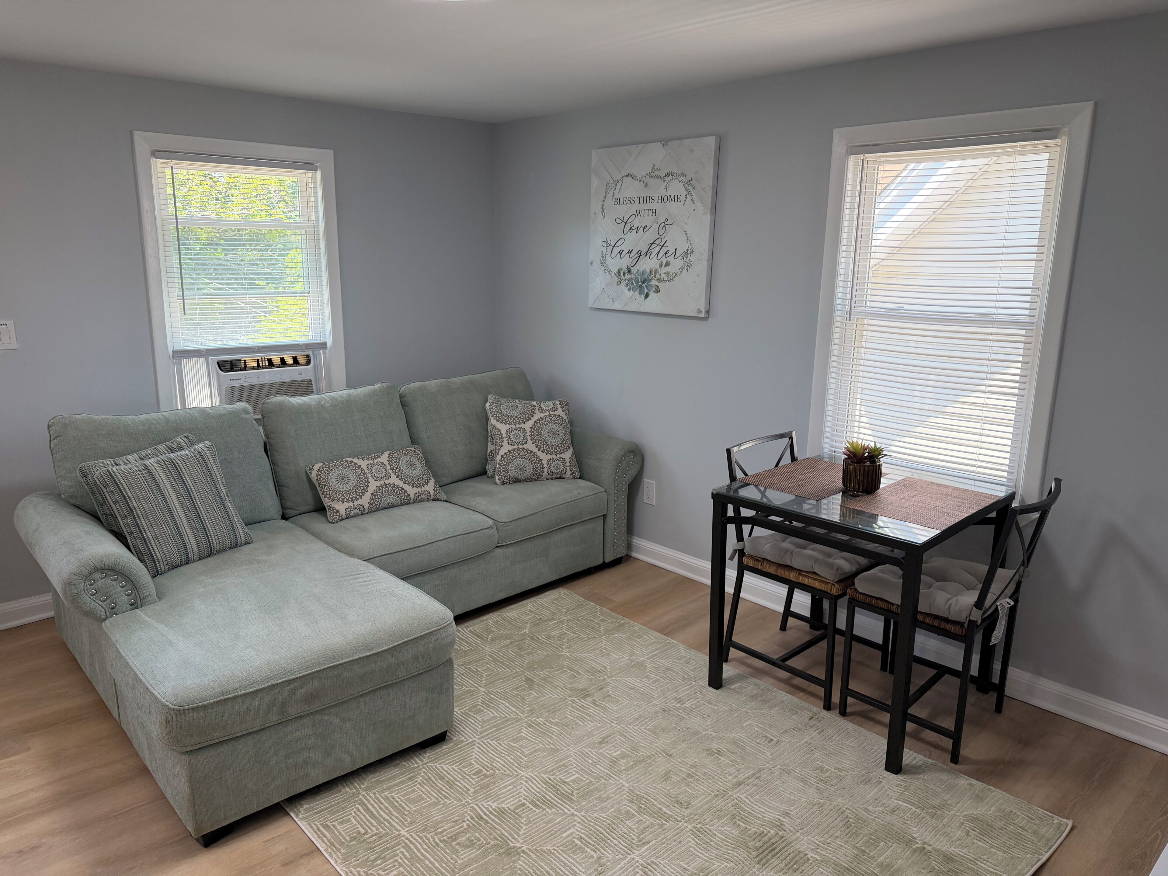 Modern 2br Near Beach+private Parking - New Haven