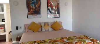 BEAUTIFUL PLAYA BLANCA/BARRA DE POTOSI ESCAPE, 2 BEDROOM APT, POOL, SLEEPS 6