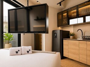 Iron/ironing board, WiFi, bed sheets - Unique Mine Hotel: GYM + POOL + TERRACE + COWORKING ACCESS (Bogotá)