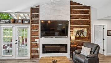 Estudio (2 Bedrooms) | Servicio de la propiedad